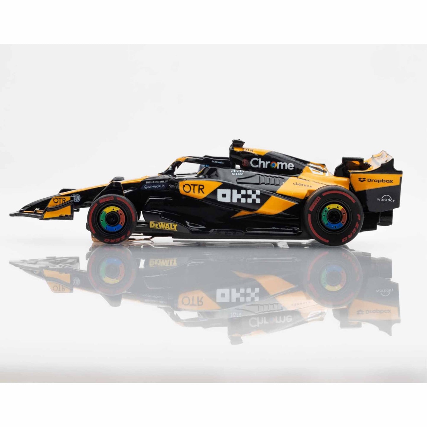McLaren F1 MCL38 #81 AU 2024 (AFX22104)