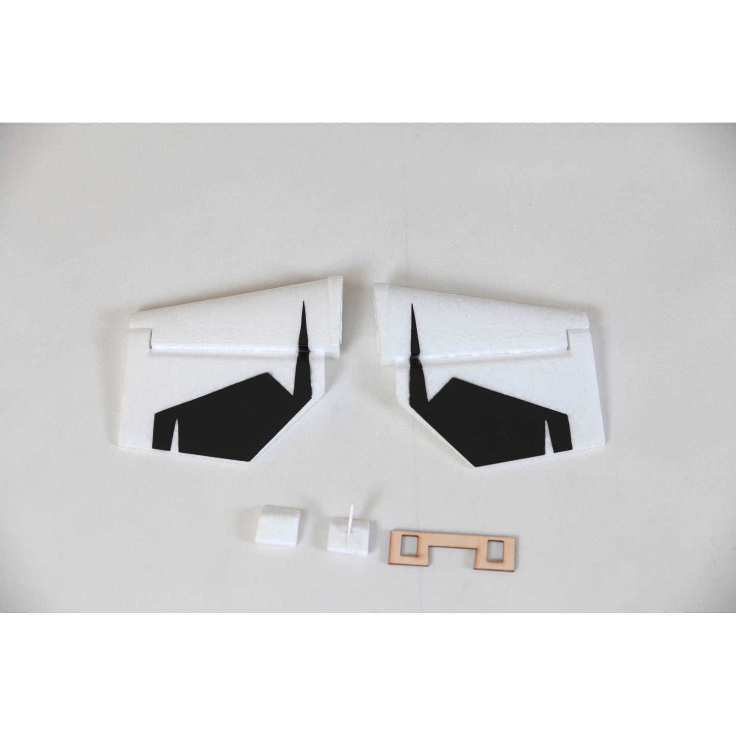 750mm Horizontal Stabilizer for Edge 540 Aircraft (FMMSRW103)