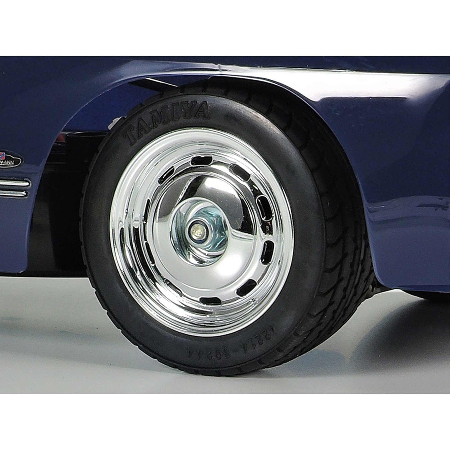 1/10 Volkswagen Karmann Ghia M-06 2WD On-Road Touring Kit (TAM58677A)