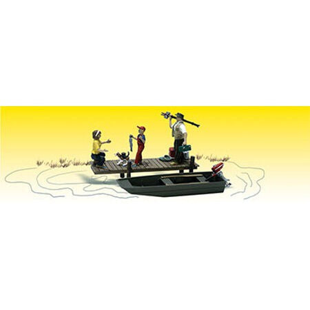 N Family Fishing Scene (WOOA2203)