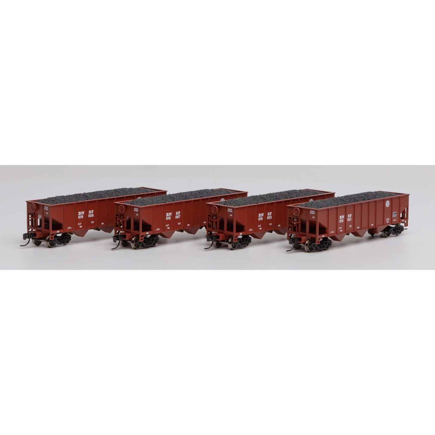 N 40' 3-Bay Ribbed Hopper with Load BNSF #1 (ATH25568)