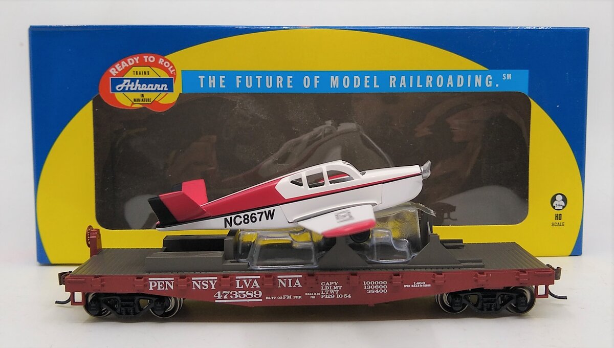 HO Pennsylvania 40' Flat w/Red Plane #473589 (ATH96331)