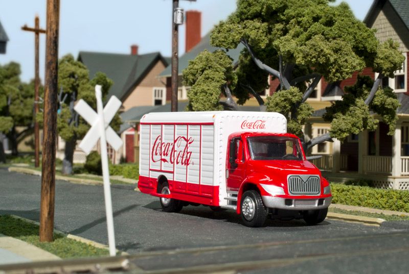 HO Coca Cola Beverage Truck (ATL30000108)