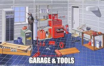 1/24 Garage and Tool Plastic Model Kit (FJM116358)