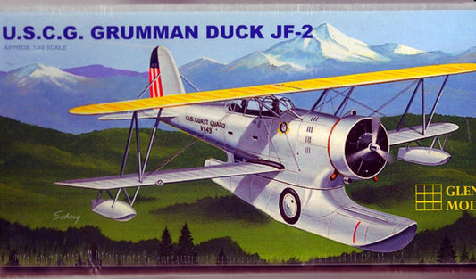 1/48 Duck J2 Amphibian BiPlane Plastic Model Kit (GLM5125)