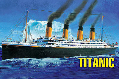 1/550 HMS Titanic Plastic Model Kit (HBO81305)