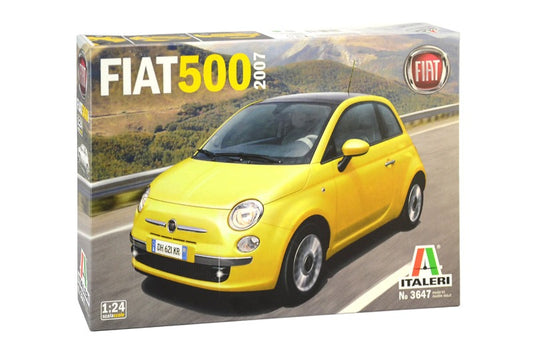 1/24 2007 Fiat 500 Plastic Model Kit (ITA3647)