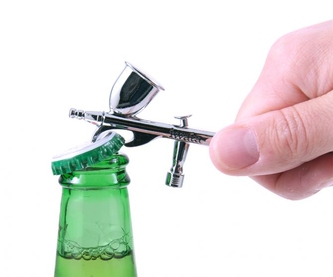 Airbrush Keychain with Bottle Opener (IWAZ809)