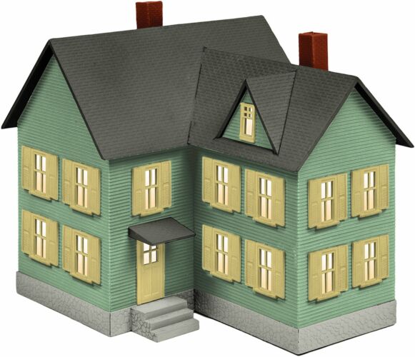 HO Sutton House Kit (LNL1967160)
