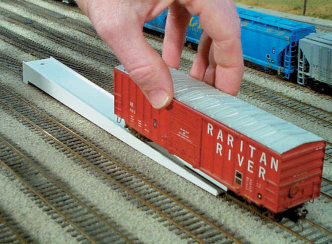 HO Rail-It for Code 70, 83 and 100 Track (RIX2)