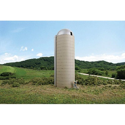 Concrete Silo (933-3332)