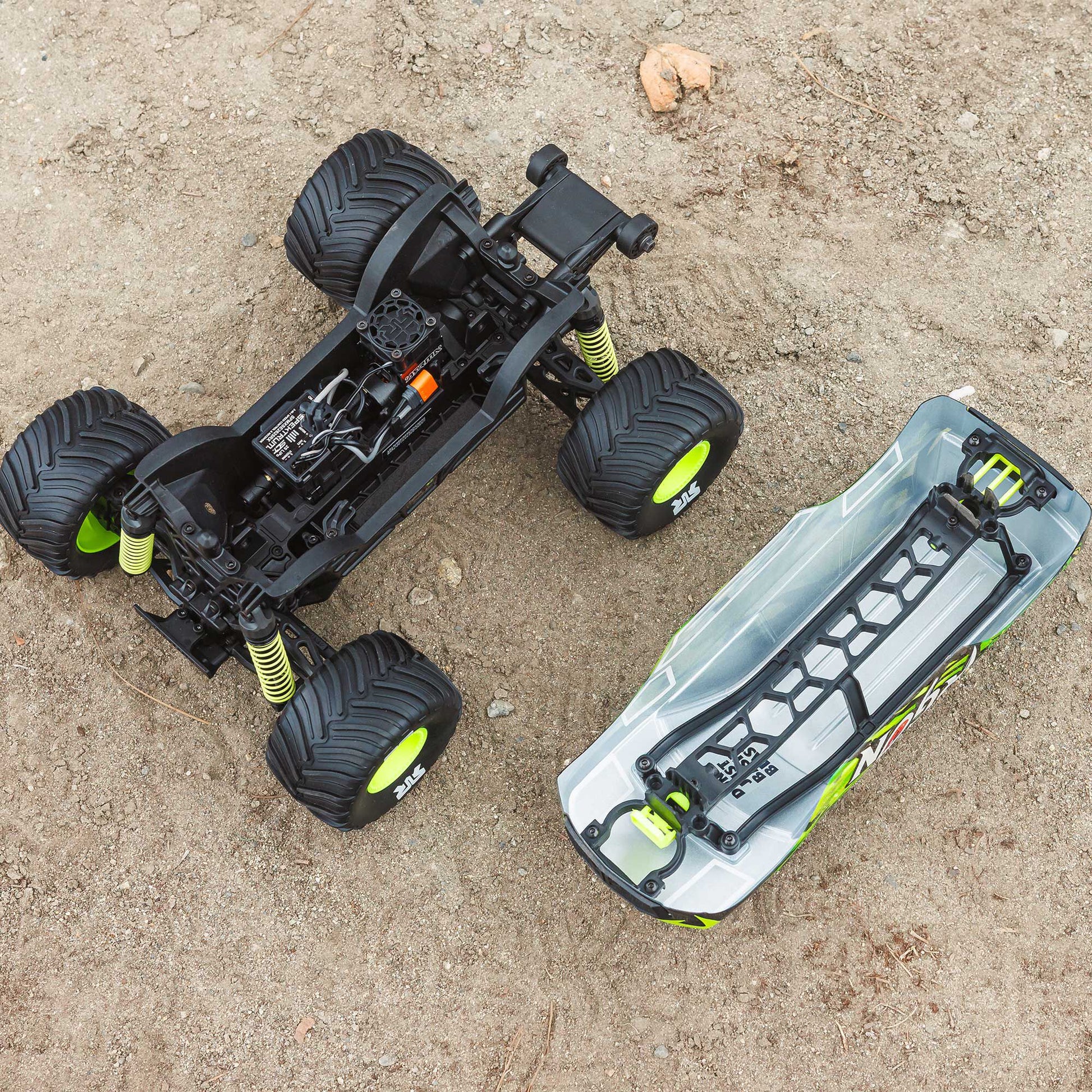 1/16 Gorgon Grom 4x4 Ready to Run with Battery and Charger (Yellow) (ARA2130T1)_14