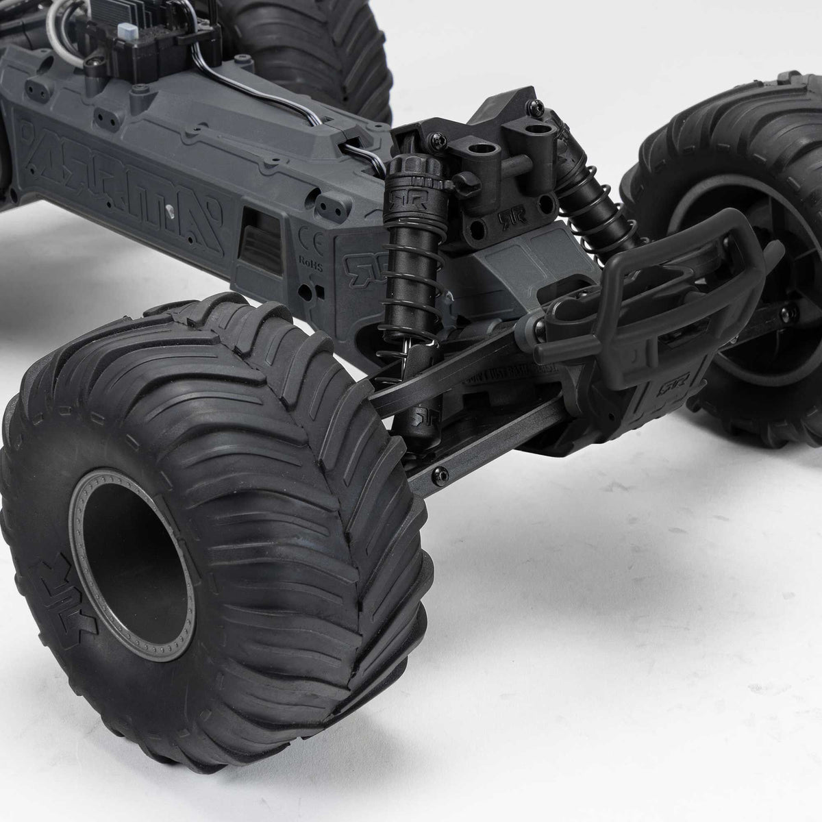 1/10 Gorgon 4x2 Mega Ready to Assemble Kit with Battery and Charger (Unpainted) (ARA3230SKT2)_11