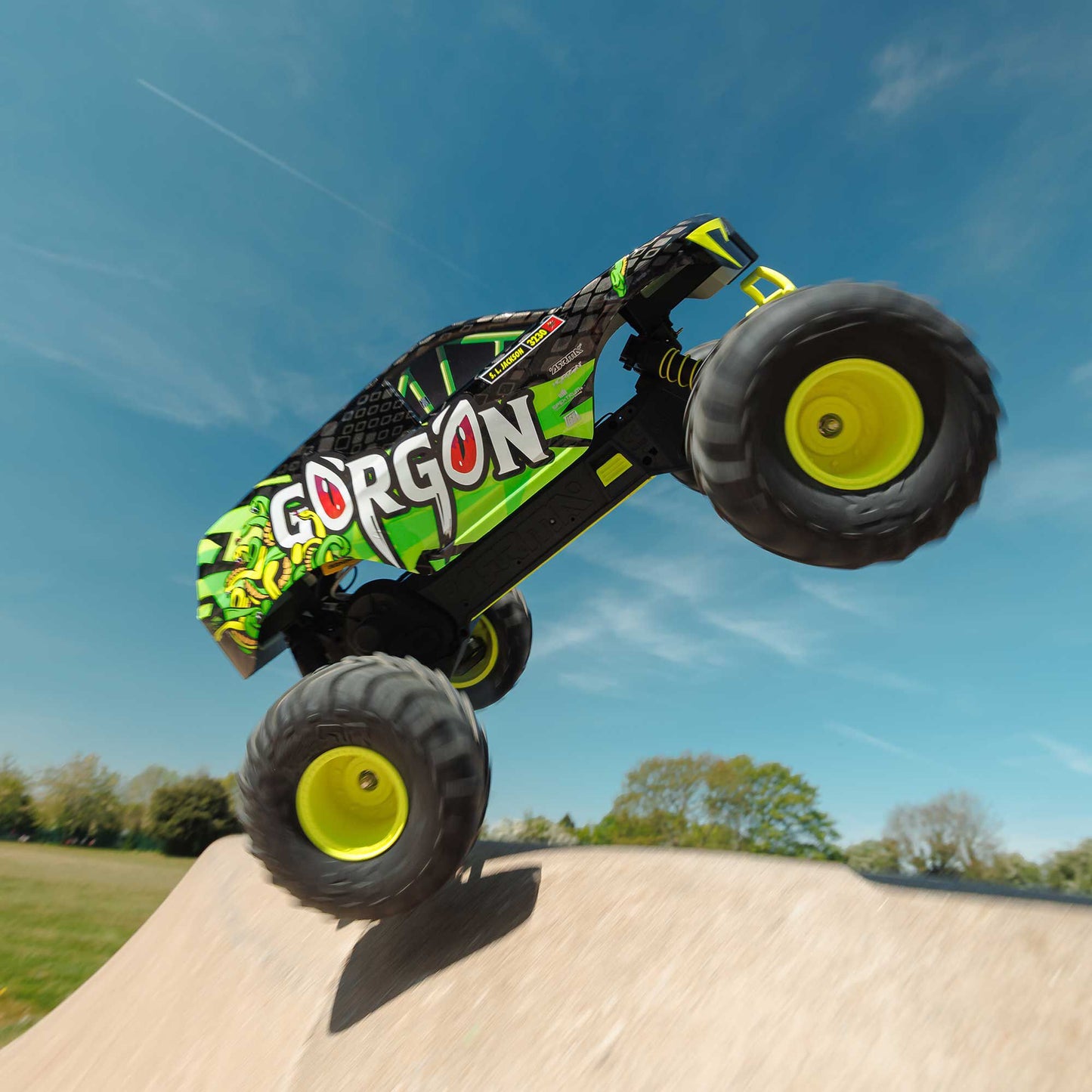 1/10 Gorgon 2WD 2024 Edition Ready to Run with Battery and Charger (Yellow) and Bonus G2 2S PowerStage Bundle (ARA3230ST1ABD)