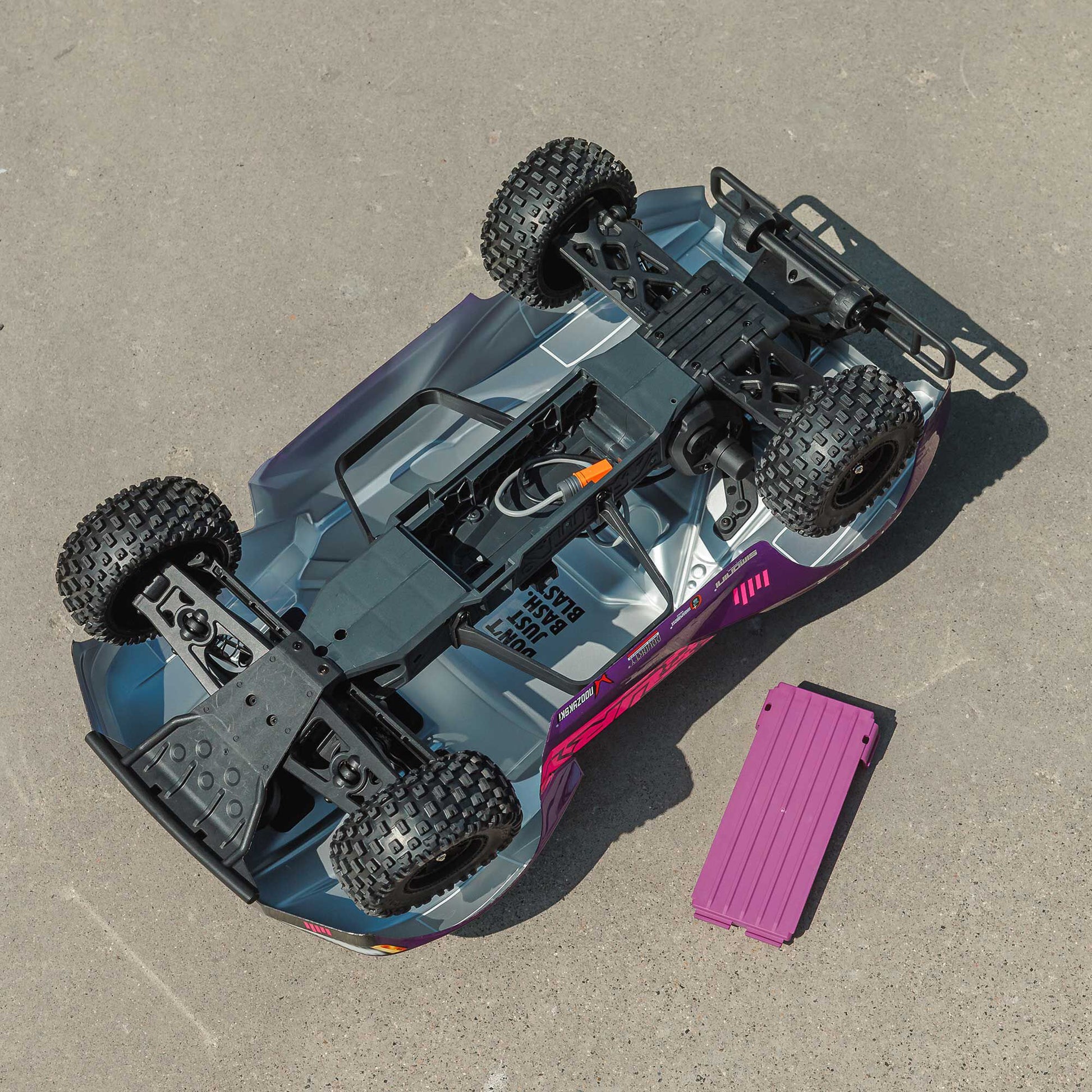 1/10 Fury 2WD 223S BLX Ready to Run (Purple) (ARA3521T3)_6