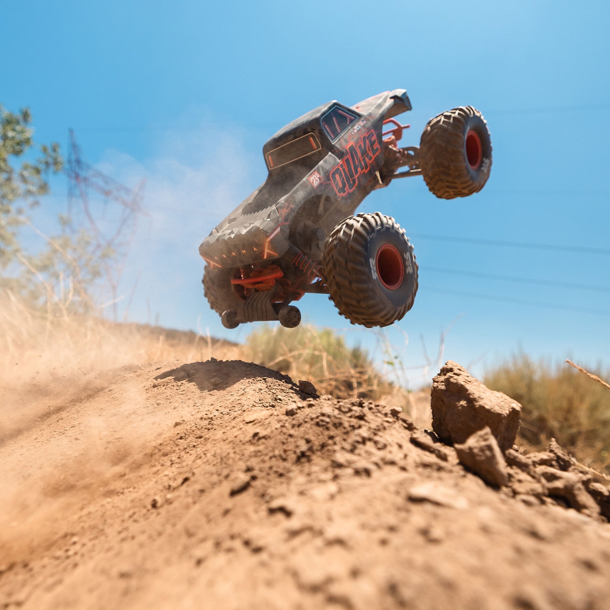 1/10 Quake 223S Ready to Run (Red) (ARA3537T1)_9