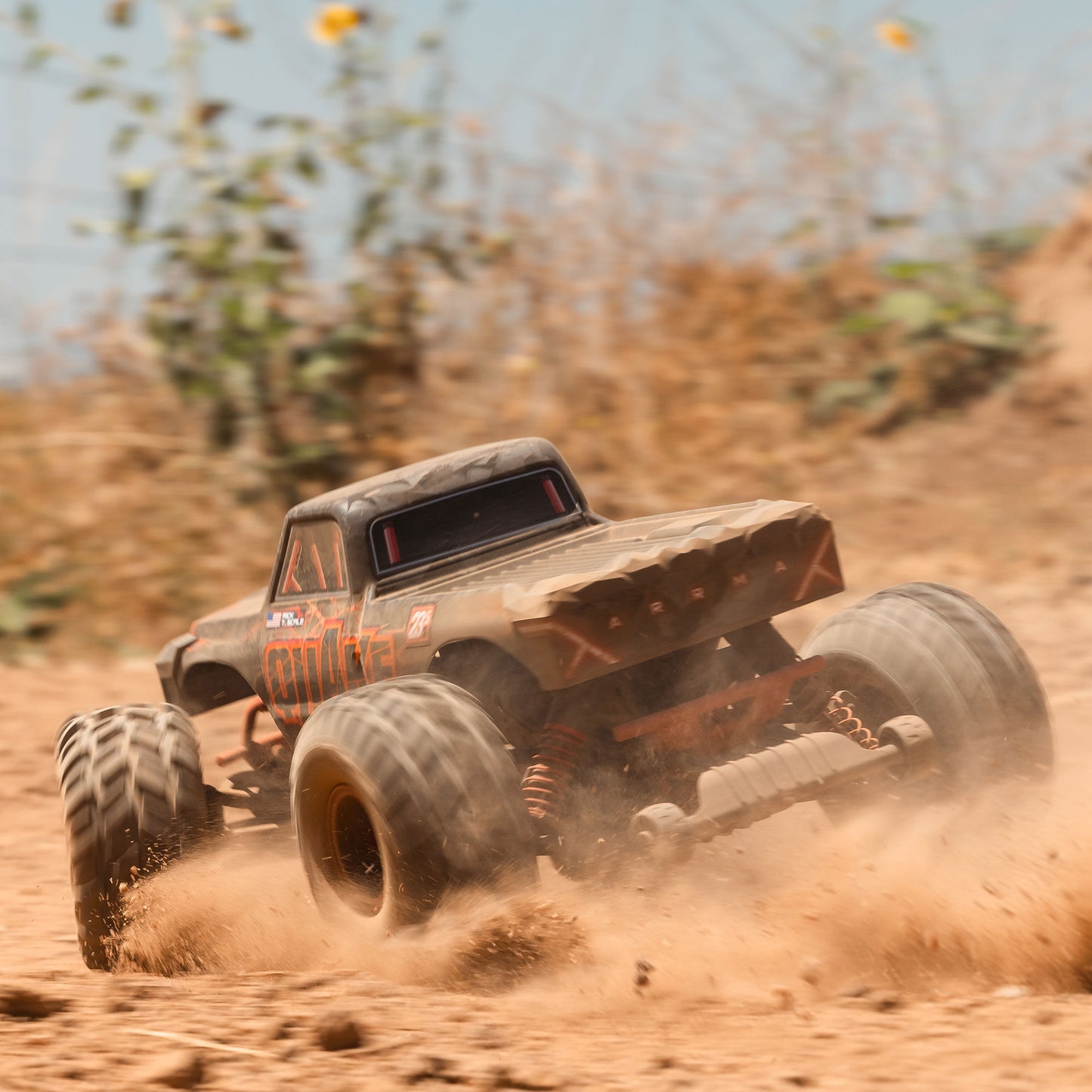 1/10 Quake 223S Ready to Run (Red) (ARA3537T1)_3