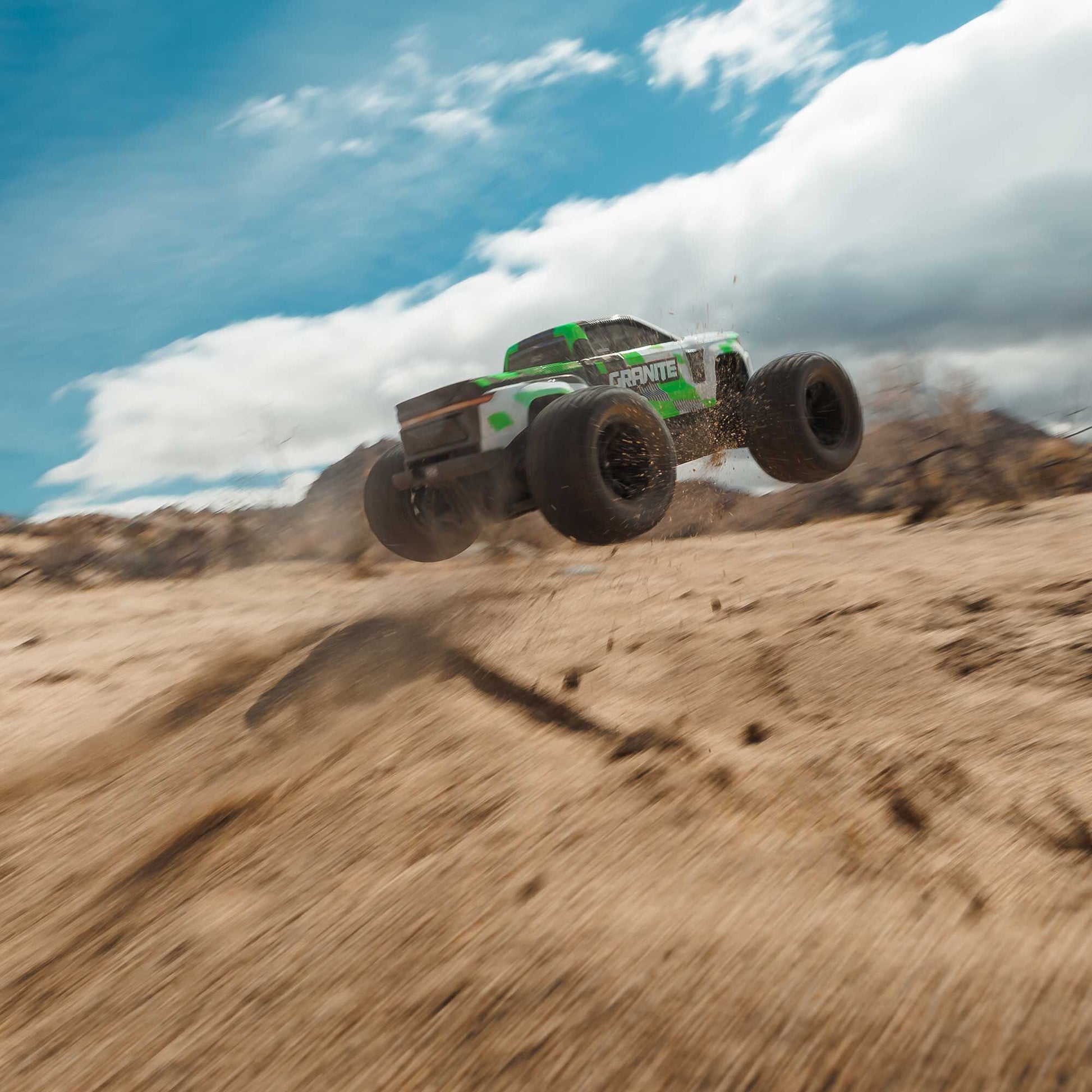 1/10 Granite 4x4 665 Mega Ready to Run (Green) (ARA4202V4T1)_13