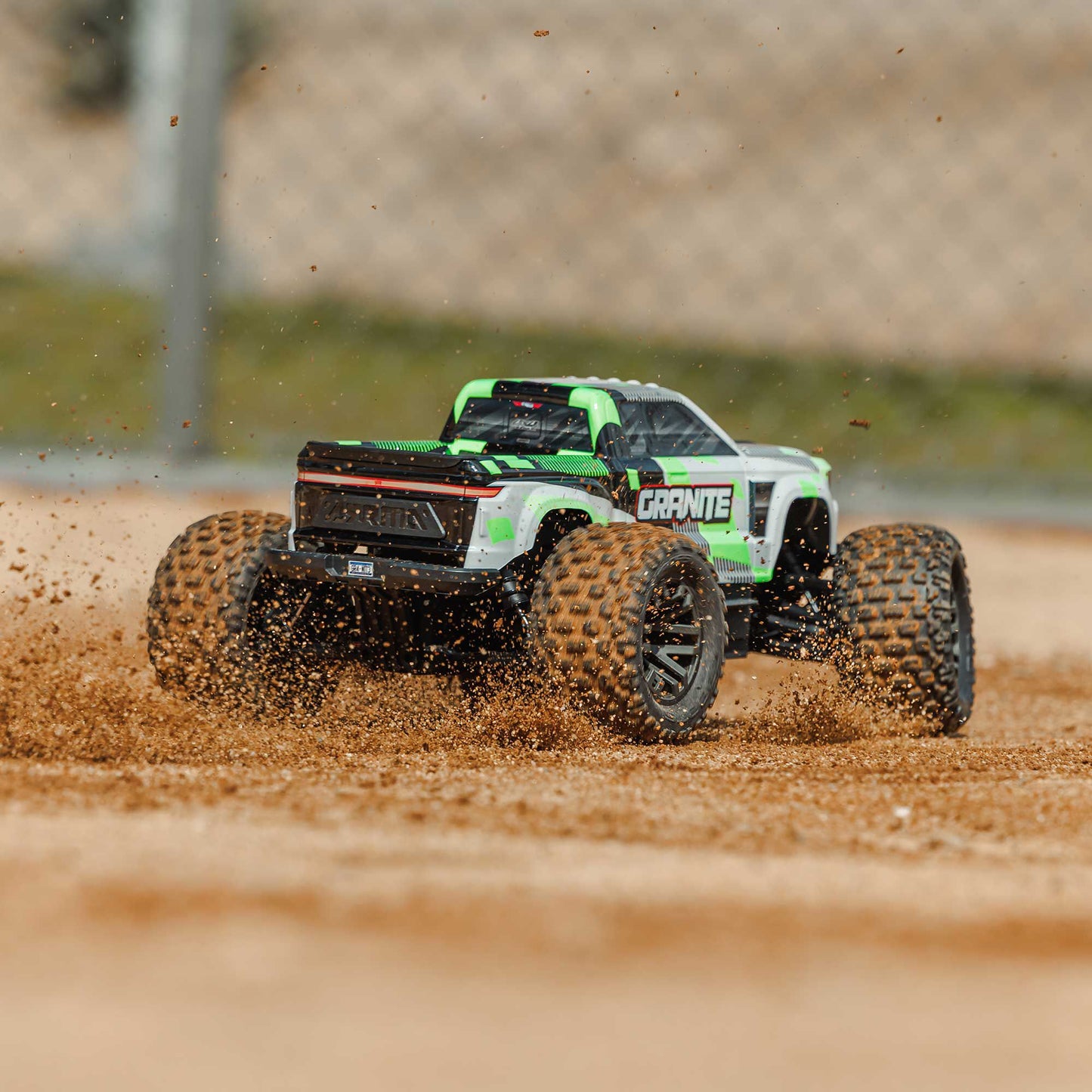 1/10 Granite 4x4 665 Mega Ready to Run (Green) (ARA4202V4T1)_18