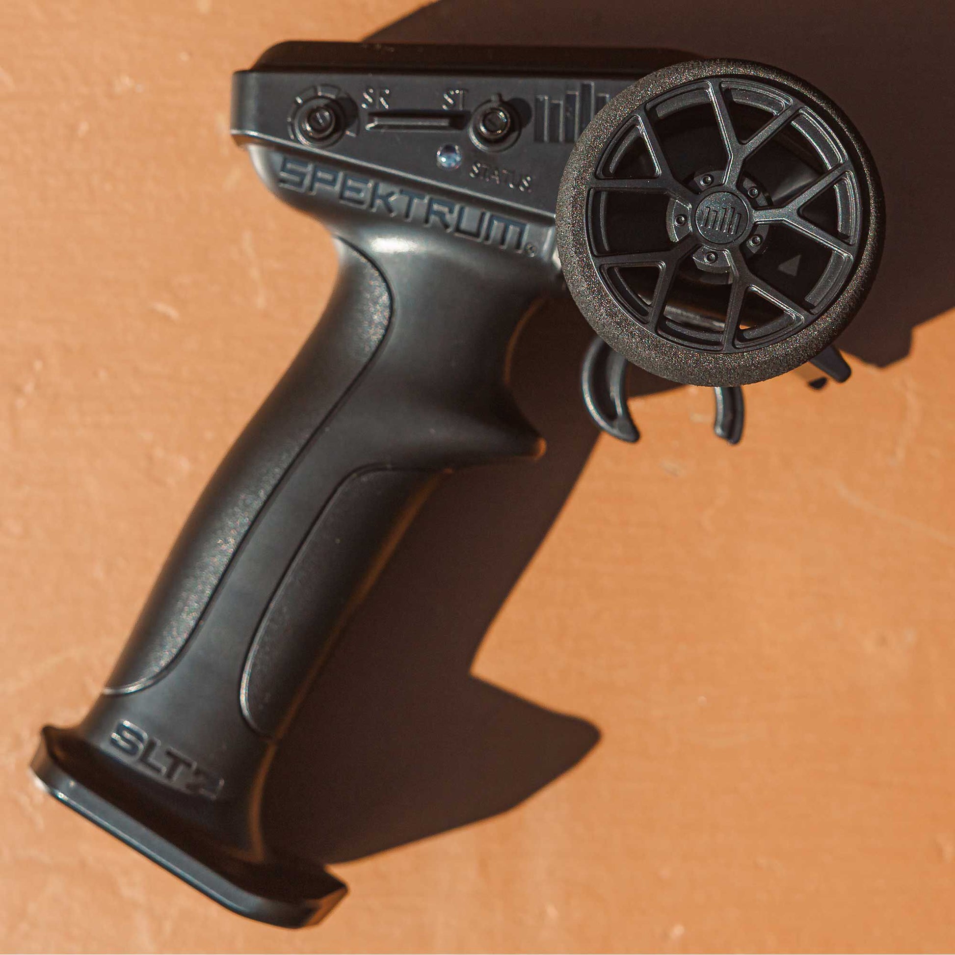 1/8 Typhon 4x4 Mega 665 Ready to Run (Blue) (ARA4206V4T1)_8