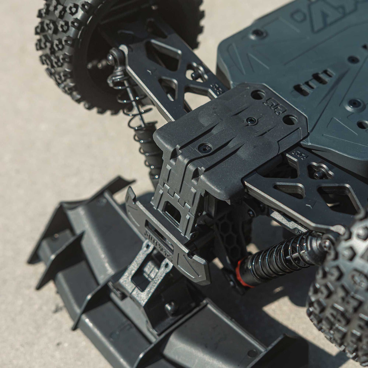 1/8 Typhon 4x4 Mega 665 Ready to Run (Yellow) (ARA4206V4T2)_16