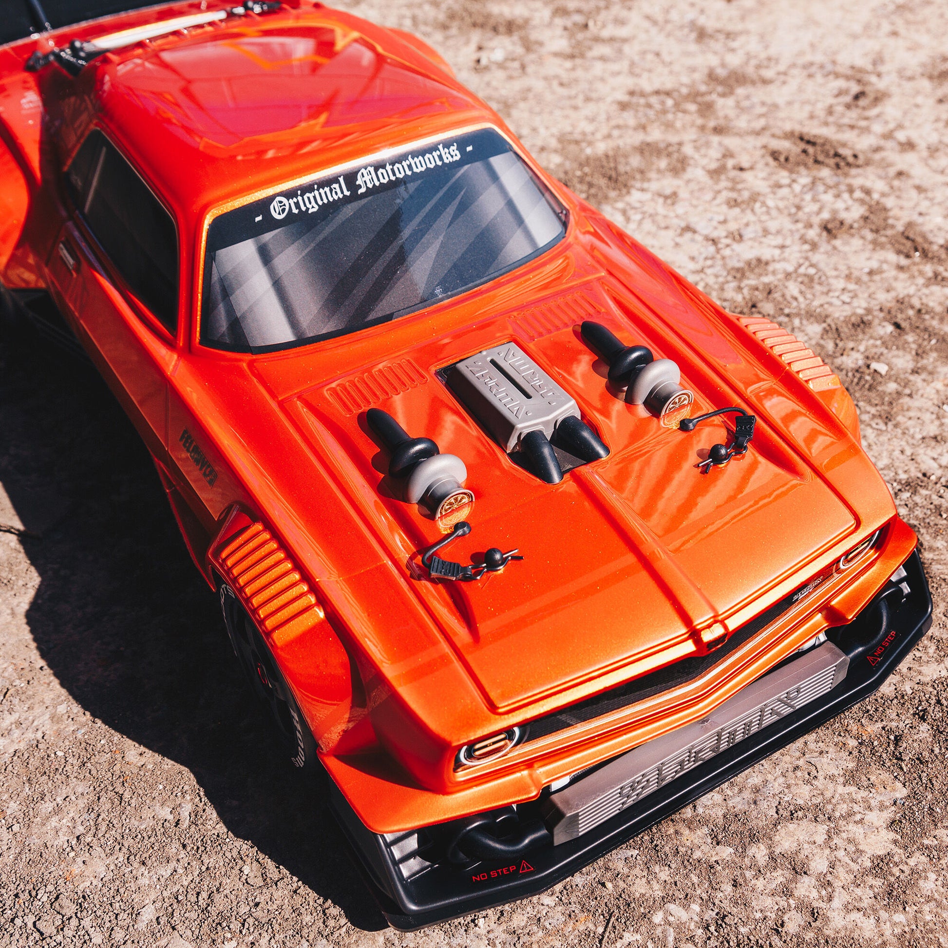 1/7 Felony 6S BLX Ready to Run (Orange) (ARA7617V2T2)_5
