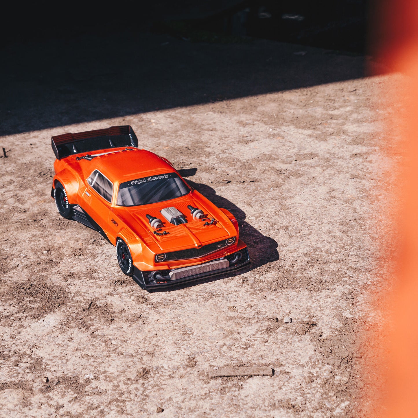 1/7 Felony 6S BLX Ready to Run (Orange) (ARA7617V2T2)_9