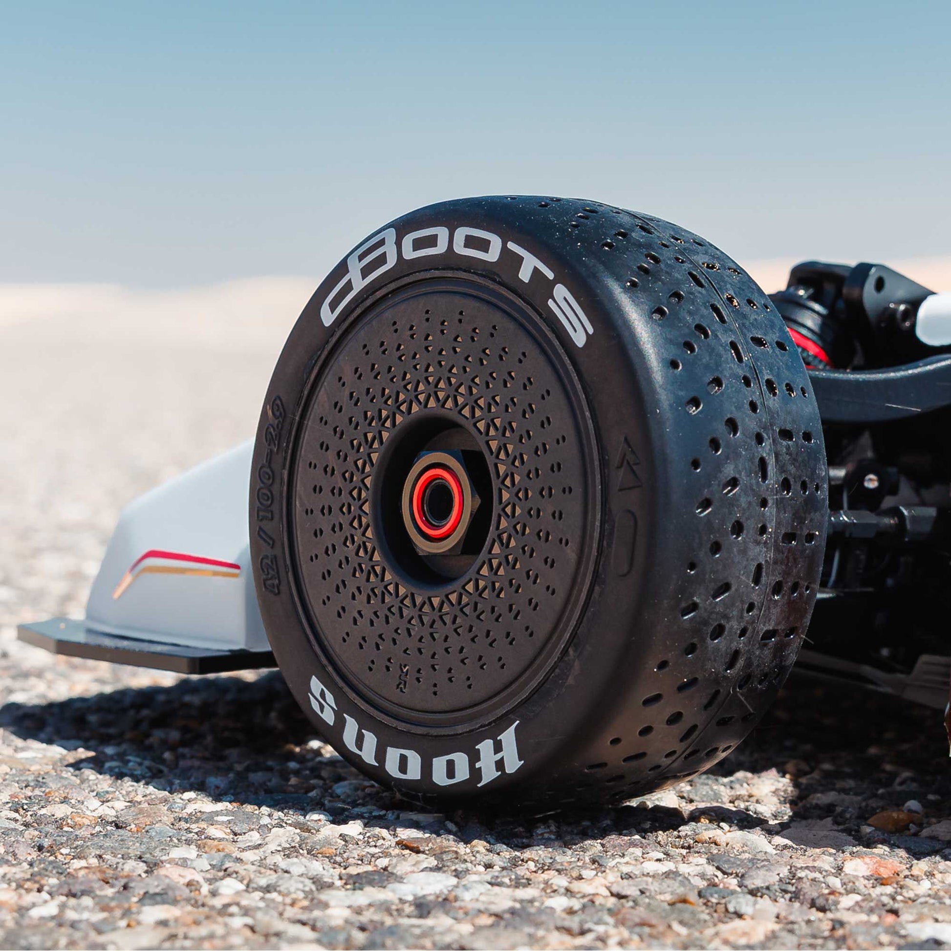 1/7 Limitless 120 8S BLX Ready to Run (White/Blue) (ARA7816T2)_8