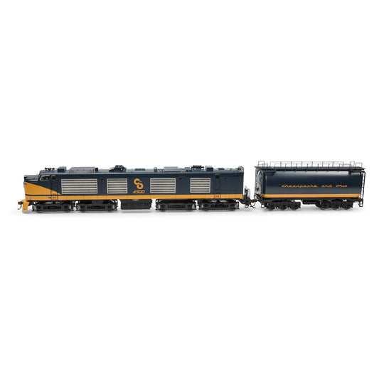 HO Gas Turbine Locomotive with Tender, C&O #4500 (ATHG41148)