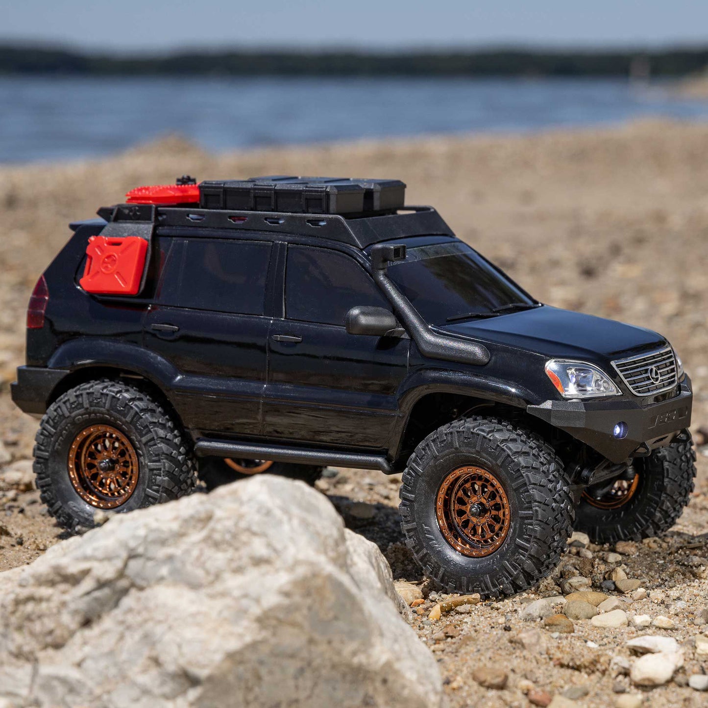 1/24 SCX24 Lexus GX 470 4x4 Ready to Run  (Black) (AXI-1532T3)