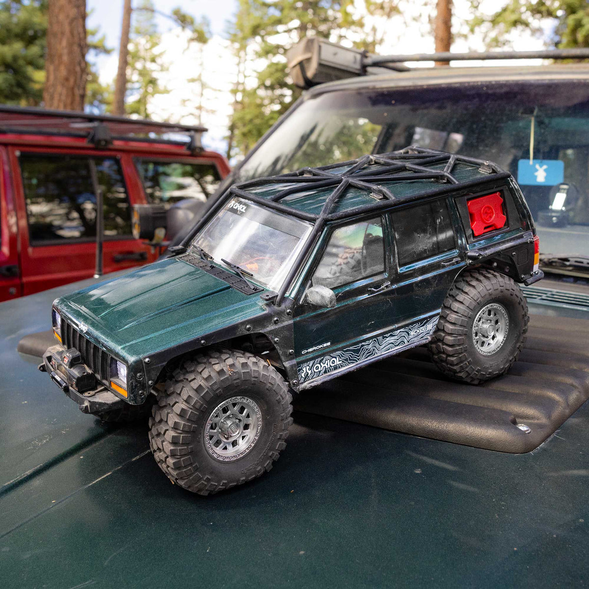 1/10 SCX10 III Jeep Cherokee XJ Ready to Run (Green) (AXI-2037T1)_13
