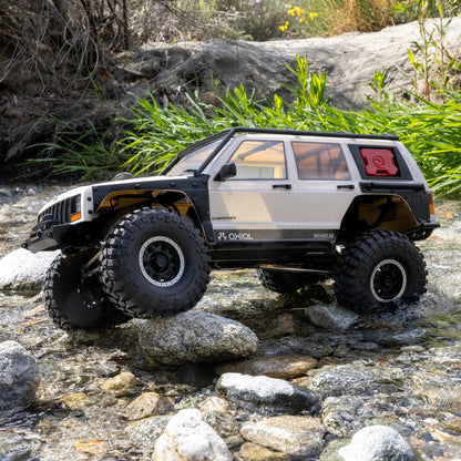 1/10 SCX10 III Jeep Cherokee XJ Ready to Run (White) (AXI-2037T2)_3
