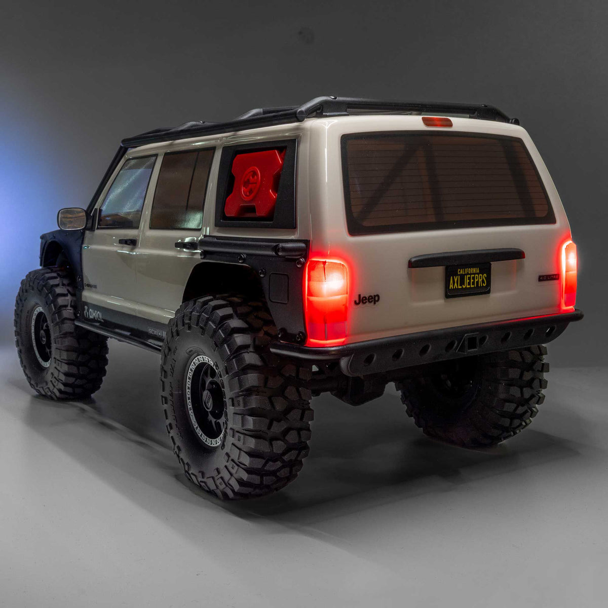 1/10 SCX10 III Jeep Cherokee XJ Ready to Run (White) (AXI-2037T2)_33