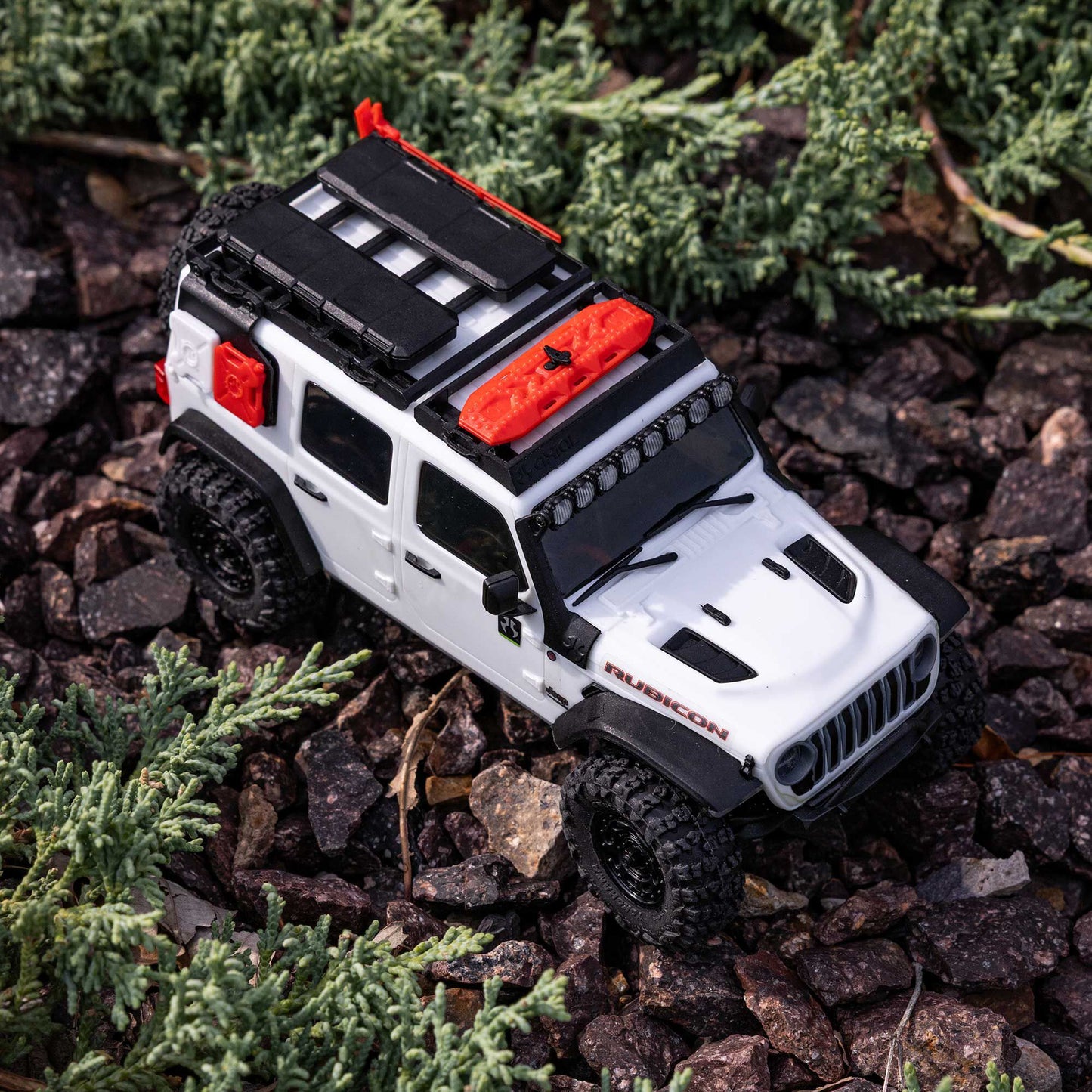 1/30 SCX30 Jeep JLU Wrangler Ready to Run with Battery and Charger (White) (AXI-2261T2)_3