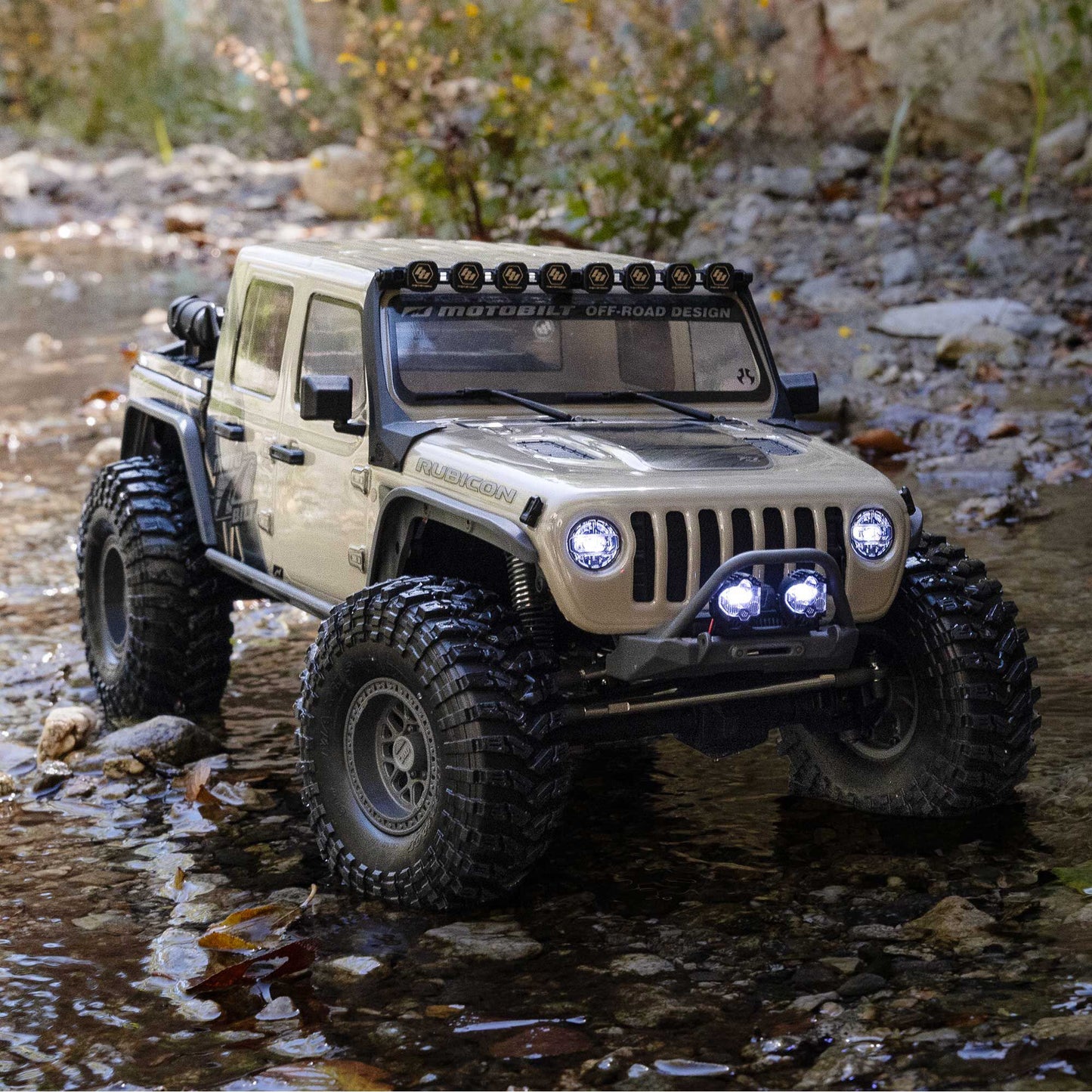 1/10 SCX10 III Jeep JT Gladiator Ready to Run (Tan) (AXI-2443T1)_3