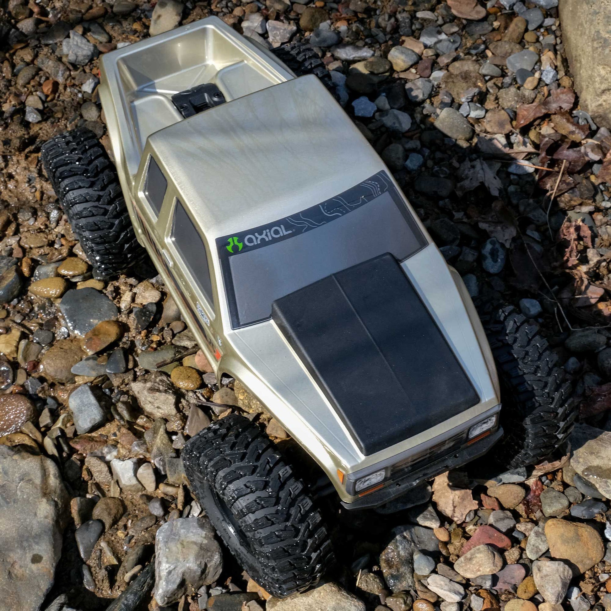 SCX10III Coyote: 1/10 4WD RTR+ with Battery and Charger_10
