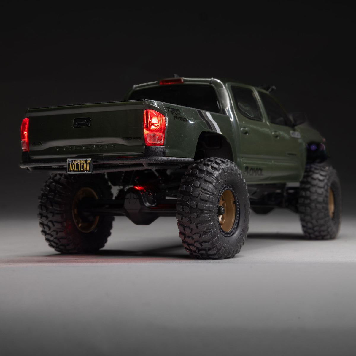 1/30 SCX30 Toyota Tacoma Ready to Run with Battery and Charger (Green) (AXI-3289T1)_27