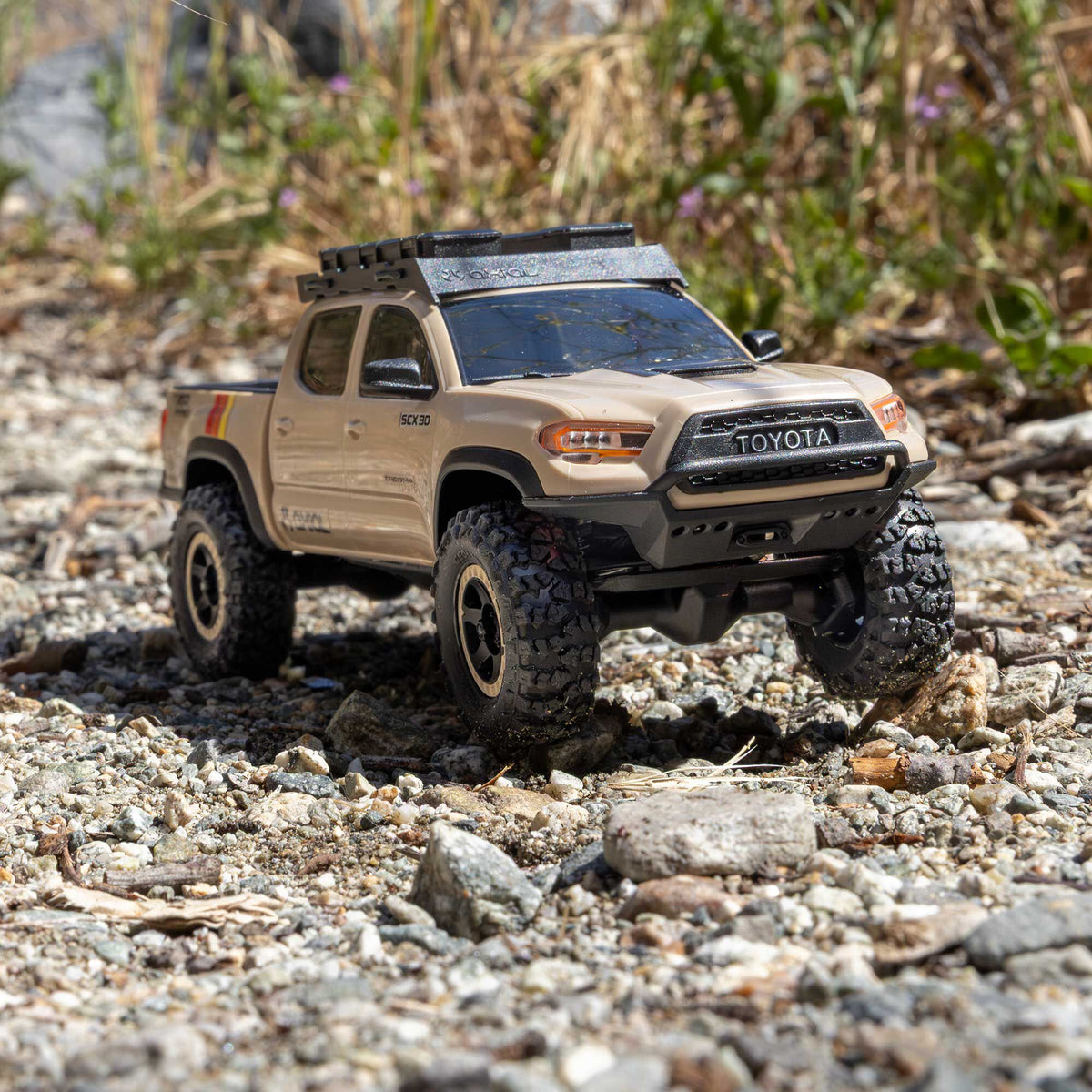 1/30 SCX30 Toyota Tacoma Ready to Run with Battery and Charger (Tan) (AXI-3289T2)_31