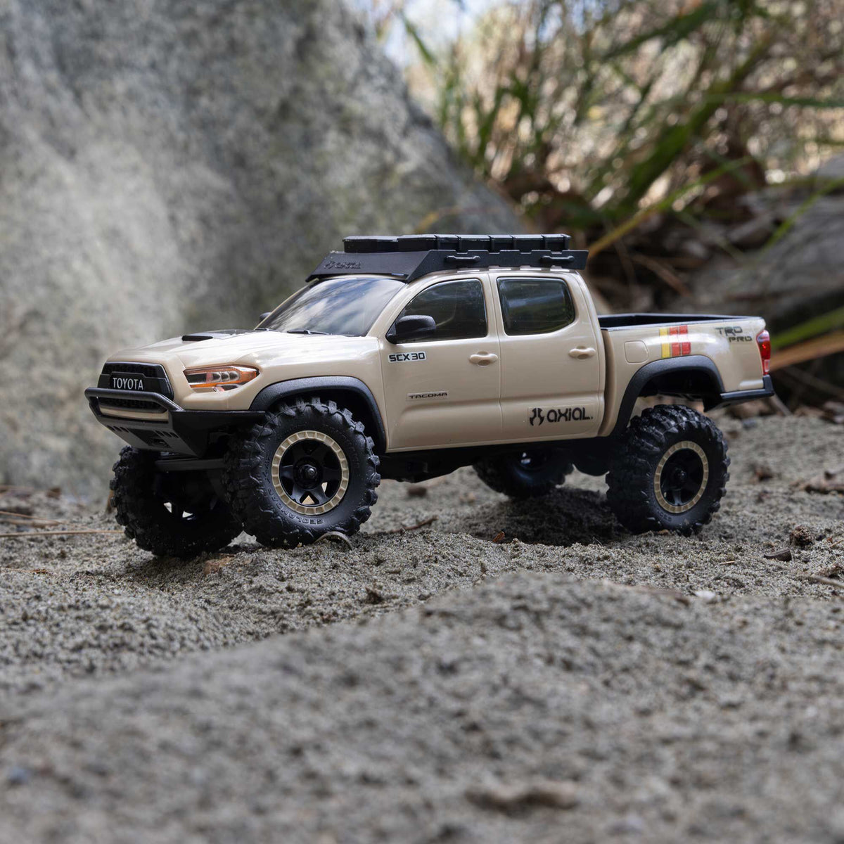 1/30 SCX30 Toyota Tacoma Ready to Run with Battery and Charger (Tan) (AXI-3289T2)_11