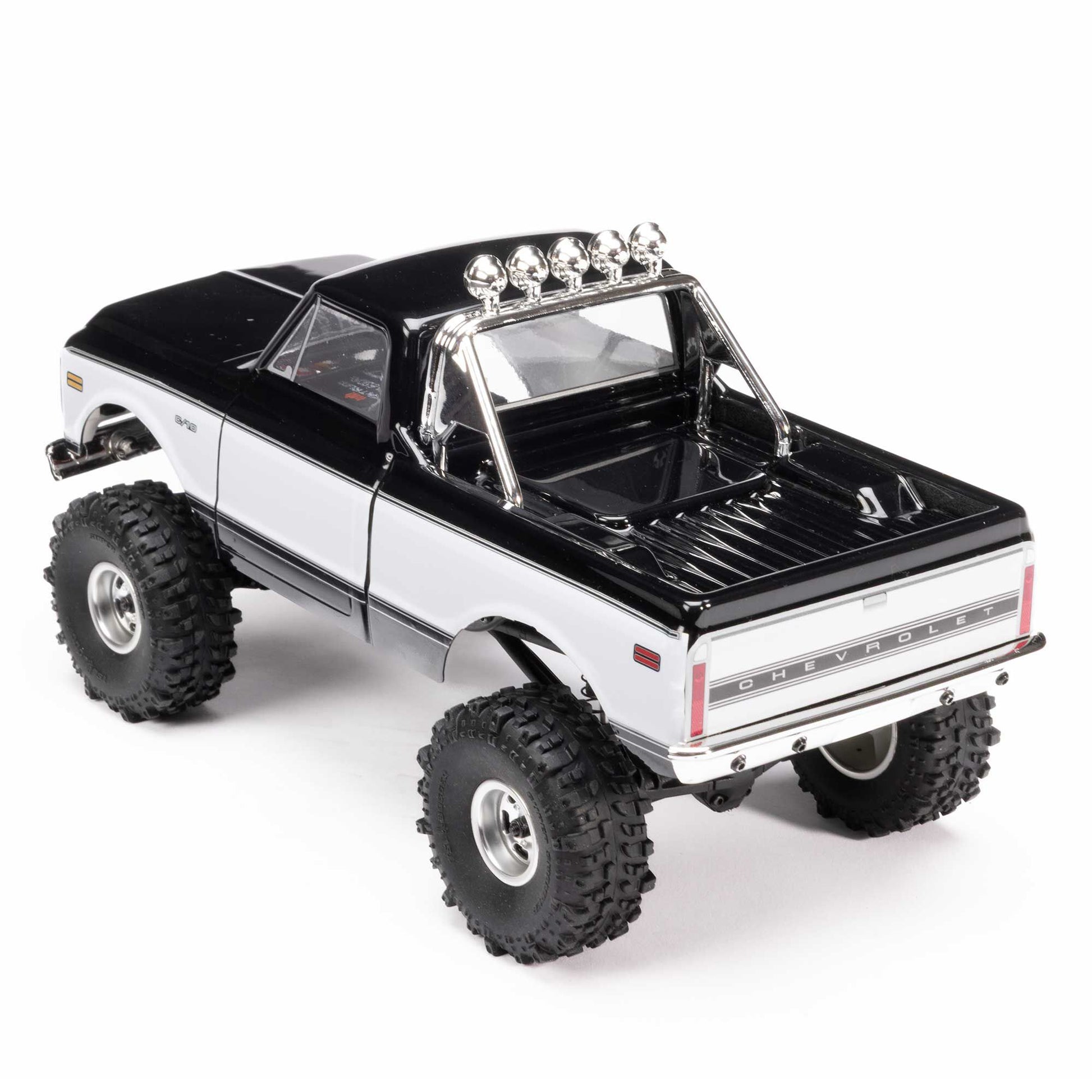 1/24 SCX24 Chevrolet C10 Ready to Run with Battery and Charger (Black) (AXI-3408T1)_15