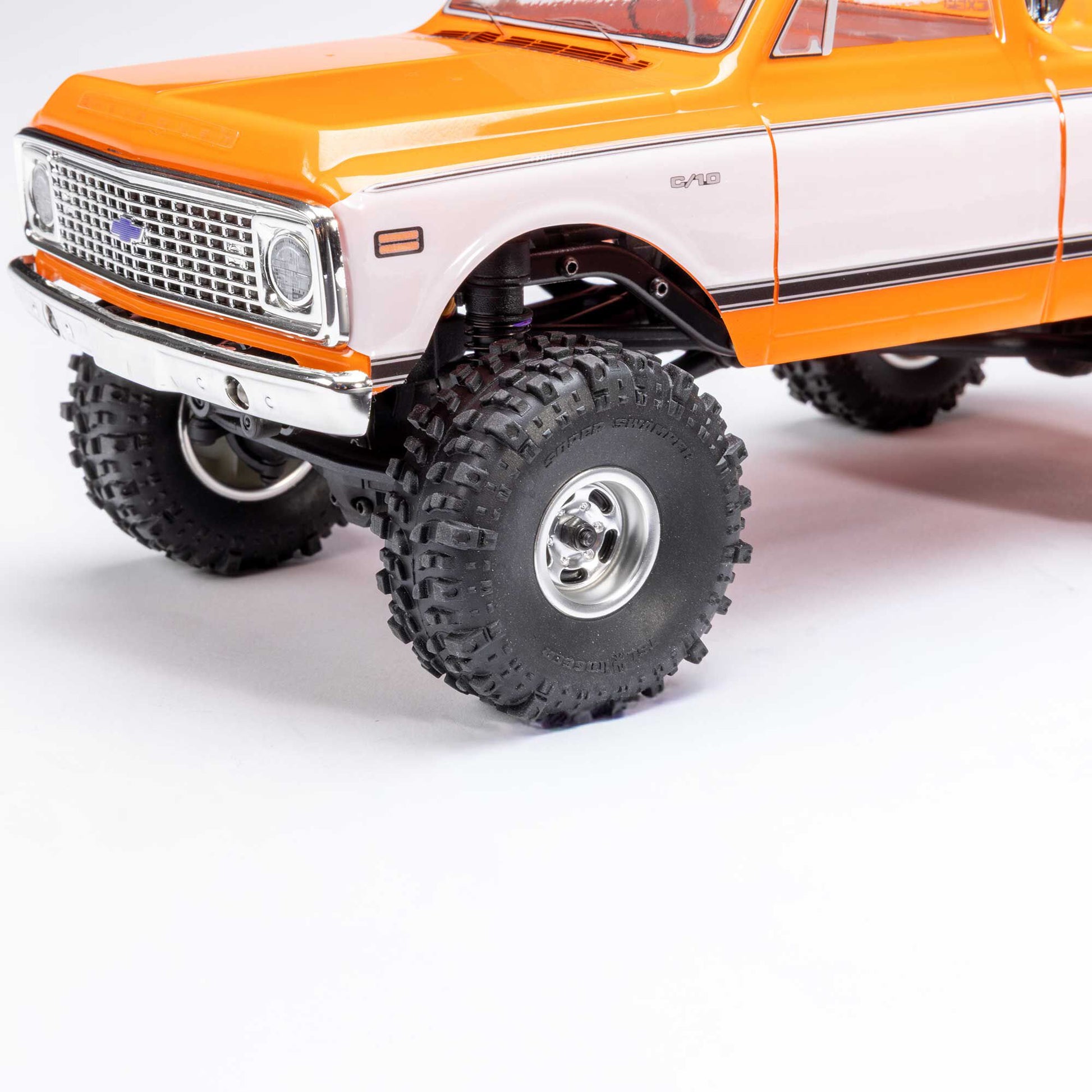 1/24 SCX24 Chevrolet C10 Ready to Run with Battery and Charger (Orange) (AXI-3408T2)_25