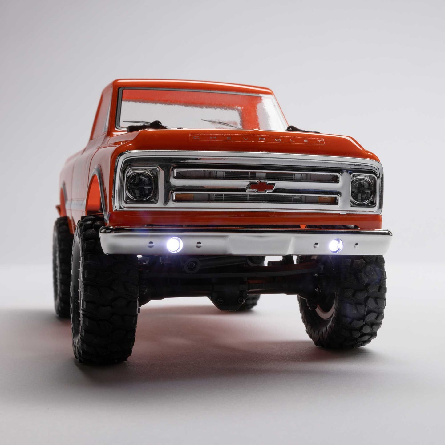 1/24 SCX24 1967 Chevrolet C10 Ready to Run (Orange) (AXI00001V2T3)