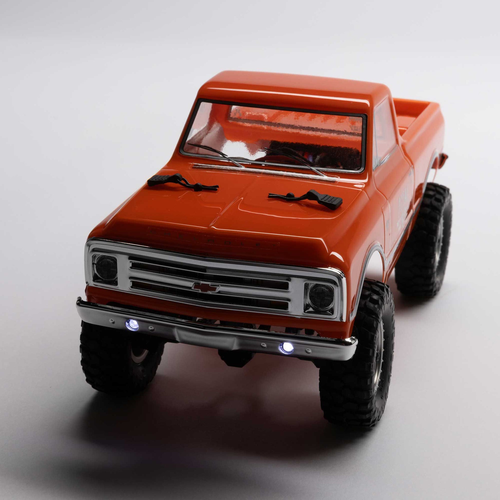 1/24 SCX24 1967 Chevrolet C10 Ready to Run with Battery and Charger (Orange) (AXI00001V2T3)_7