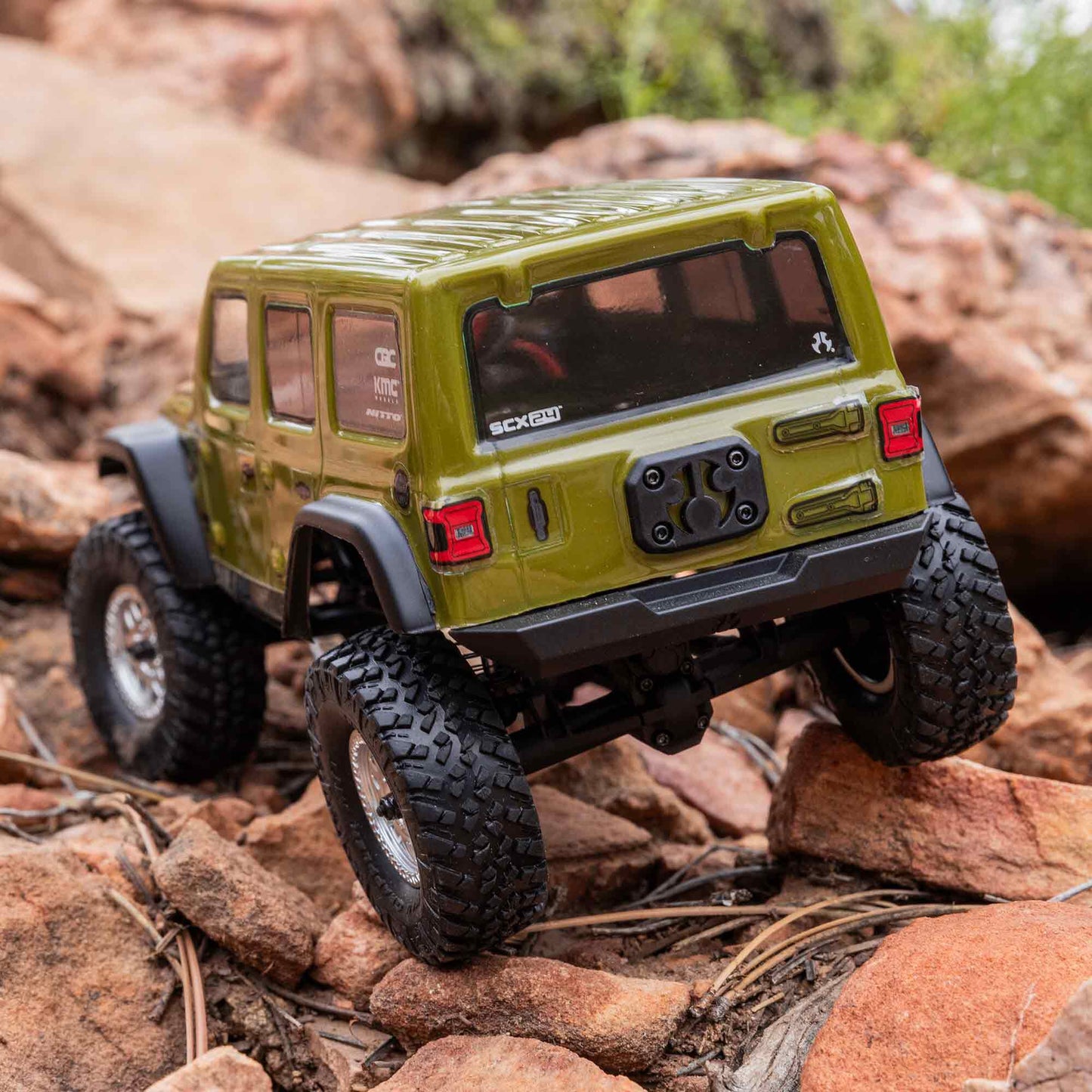 1/24 SCX24 Jeep JLU Wrangler Ready to Run with Battery and Charger (Green) (AXI00002V3T4)_5