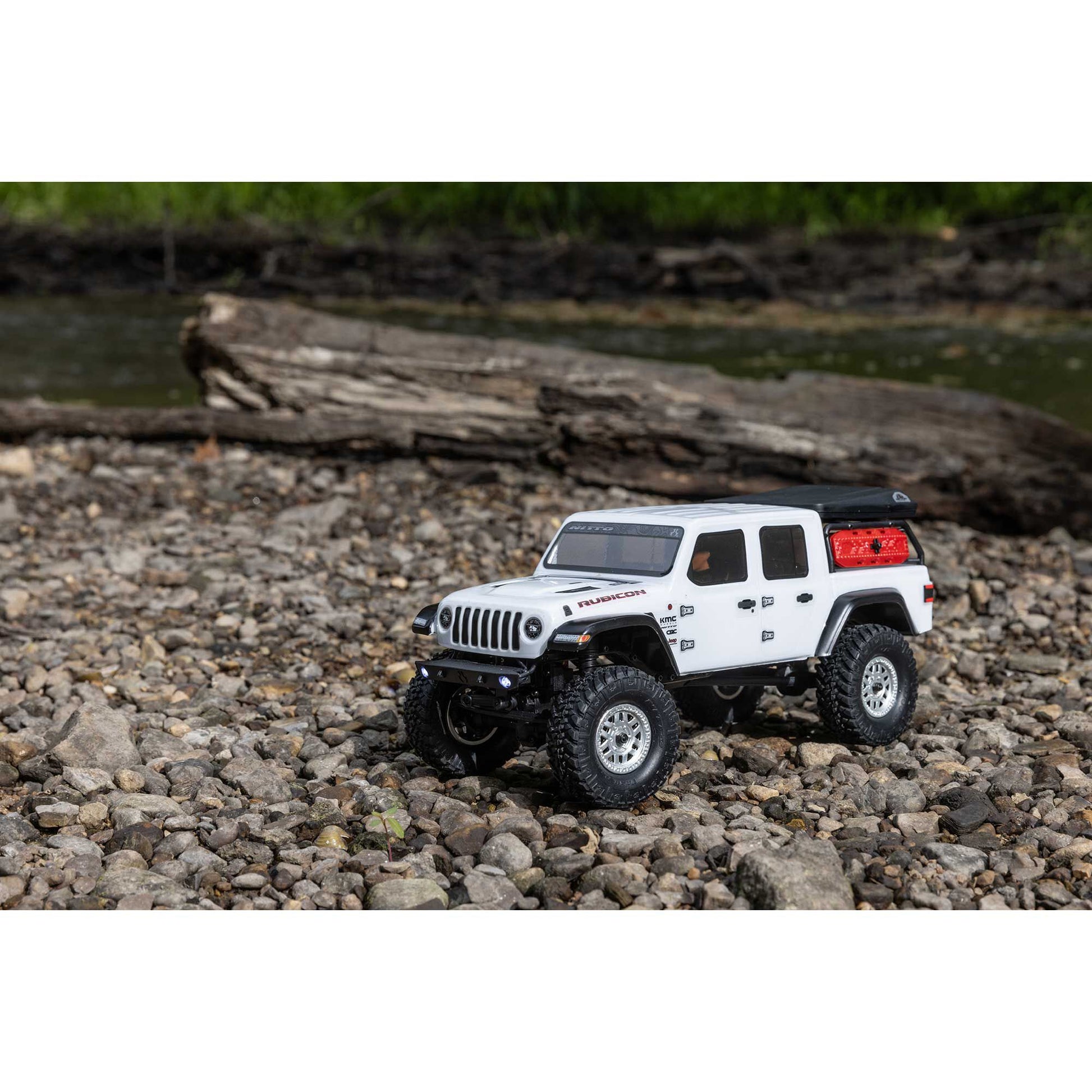 1/24 SCX24 Jeep Gladiator Ready to Run with Battery and Charger (White) (AXI00005V2T4)_14