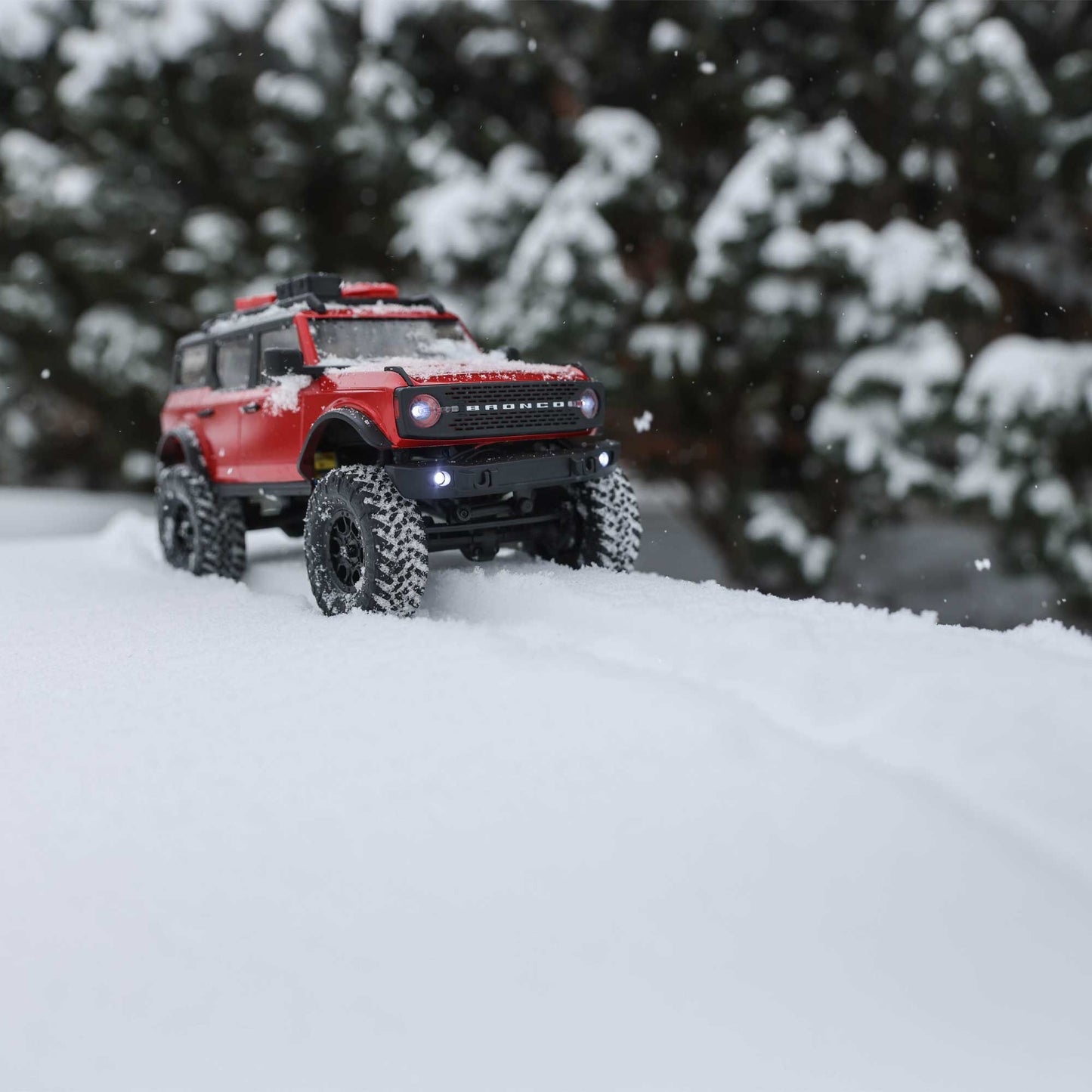 1/24 SCX24 2021 Ford Bronco Ready to Run (Red) (AXI00006T1)