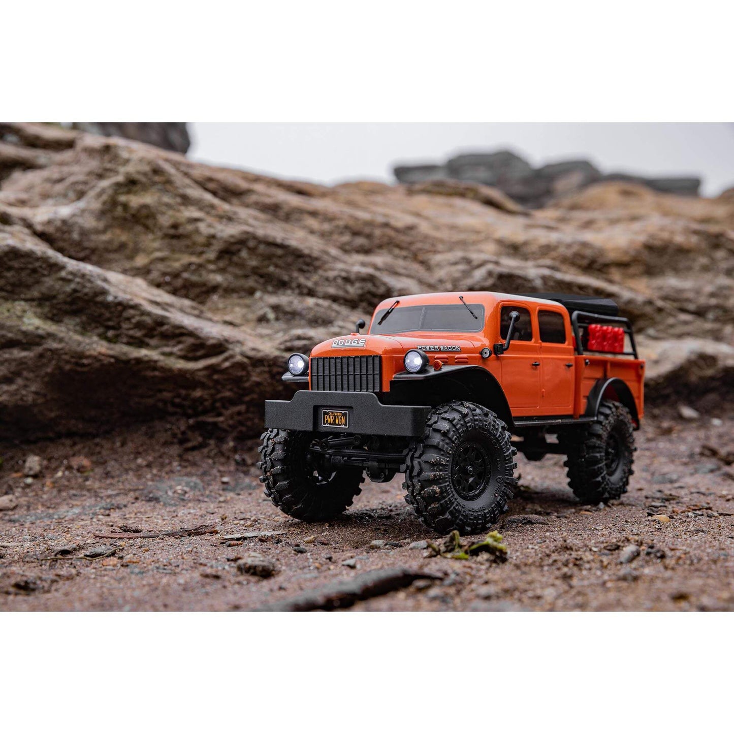 1/24 SCX24 1940's Dodge Power Wagon Ready to Run with Battery and Charger (Orange) (AXI00007T1)