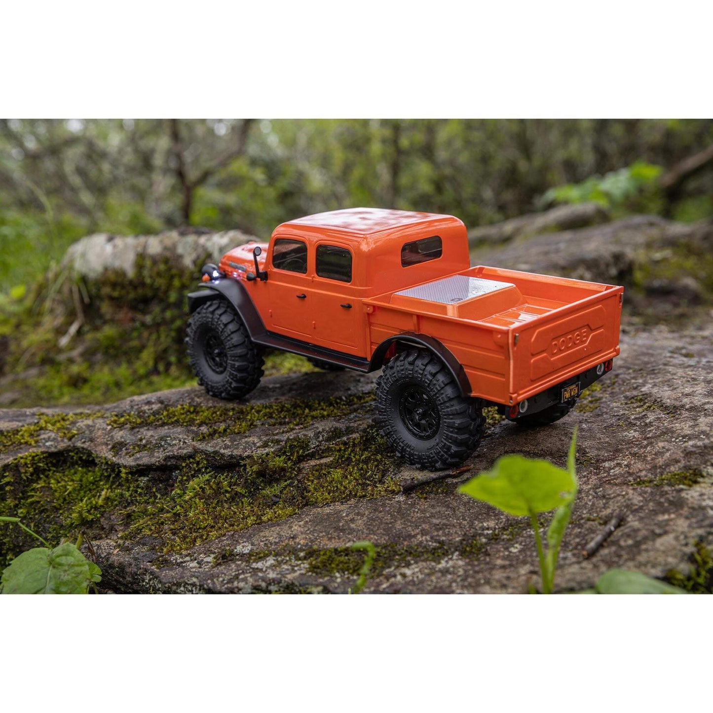 1/24 SCX24 1940's Dodge Power Wagon Ready to Run with Battery and Charger (Orange) (AXI00007T1)_16