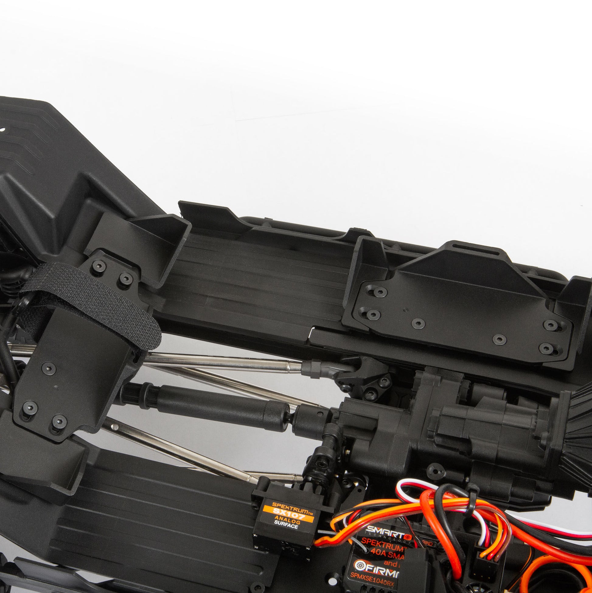 1/10 SCX10 III Jeep JT Gladiator Ready to Run (Gray) (AXI03006BT1)_17