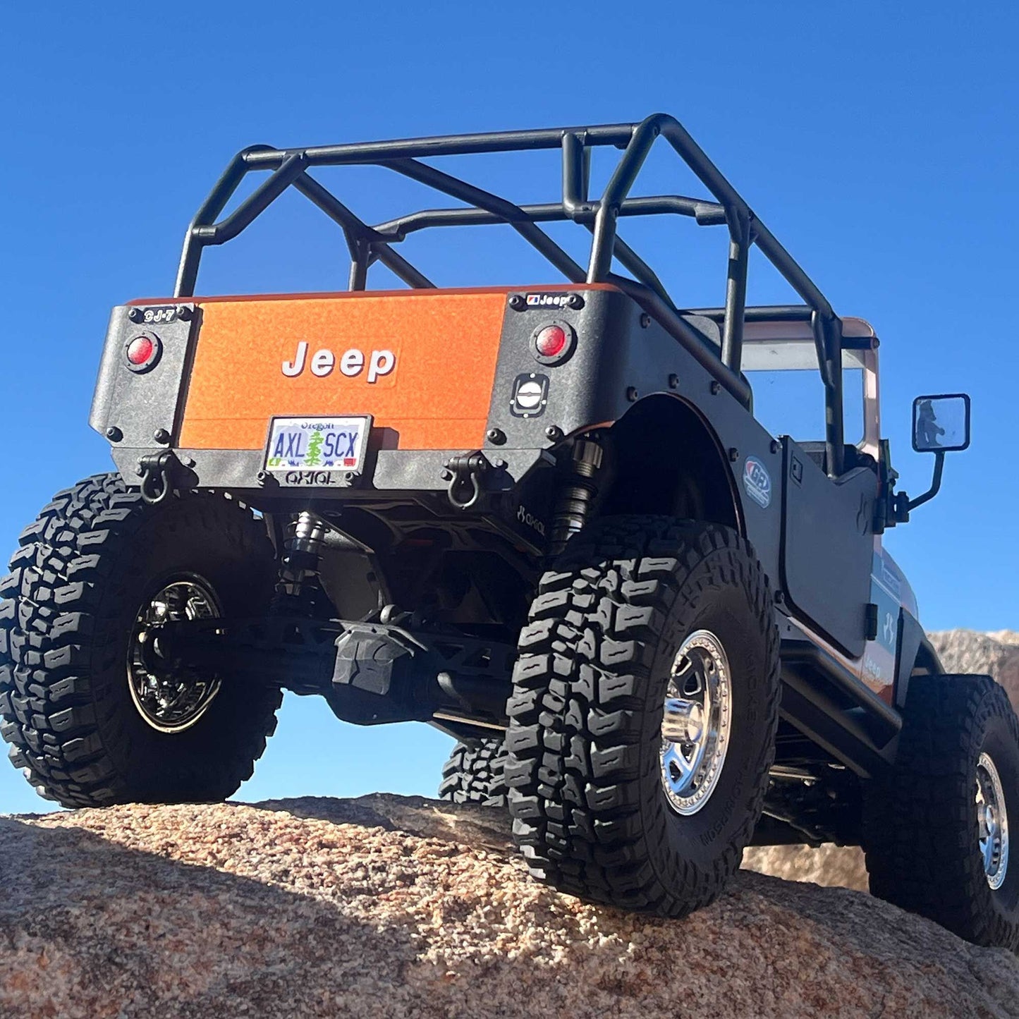 1/10 SCX10 III Jeep CJ-7 V2 Ready to Run (Copper) (AXI03008V2T2)_3
